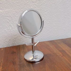 Adorable mini 6” vanity desktop magnifying swivel mirror ring holder